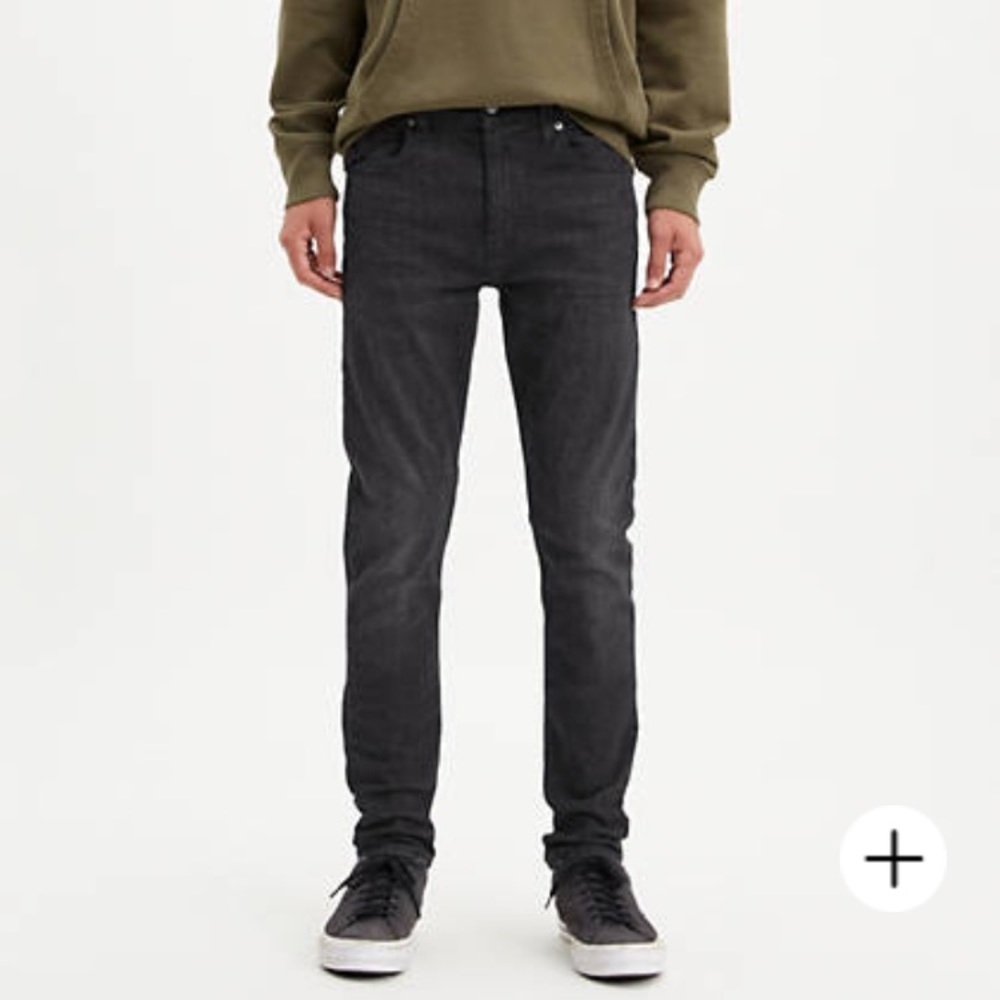 BNWT 52 Slim Taper Jeans by Levi's, Men's Sz. 32